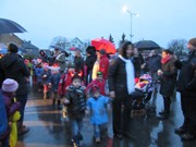 Vystoupení  dětí při rozsvícení stromu na Vlkavě, jarmark